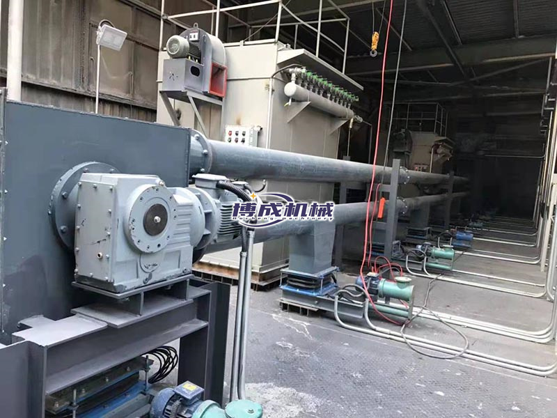 管鏈輸送機